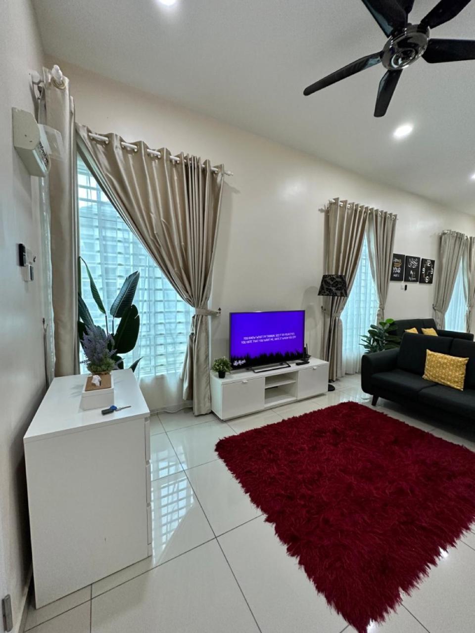 Rumahku Homestay, Taman Jasin Perdana 외부 사진